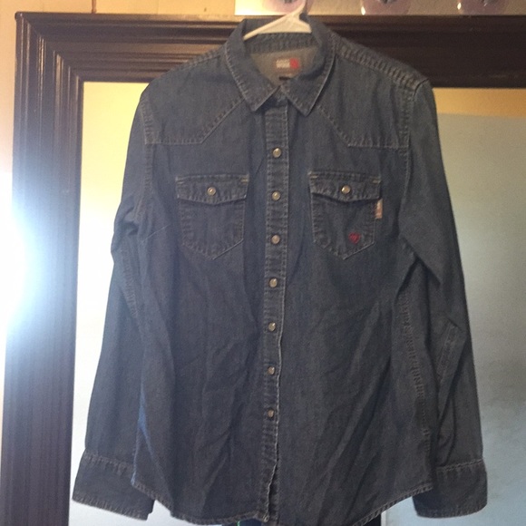 Ariat Tops - Woman’s FRC shirt